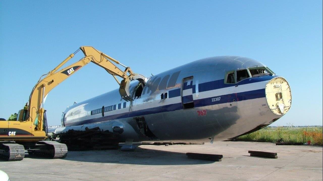 Прием авиационного алюминия - цена на самолетный лом в Москве