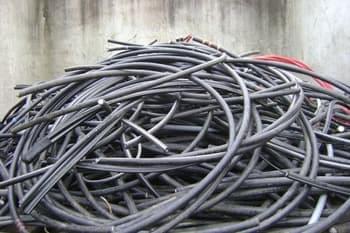 Кабель в алюминиевой изоляции лом. Лом кабеля. Лом меди в силовом кабеле (более 50 мм2). Лом медного кабеля (силовой в изоляции). Лом кабеля.